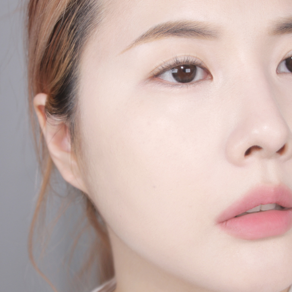 About Tone Blur Powder Pact Silver 01 Fair 04
